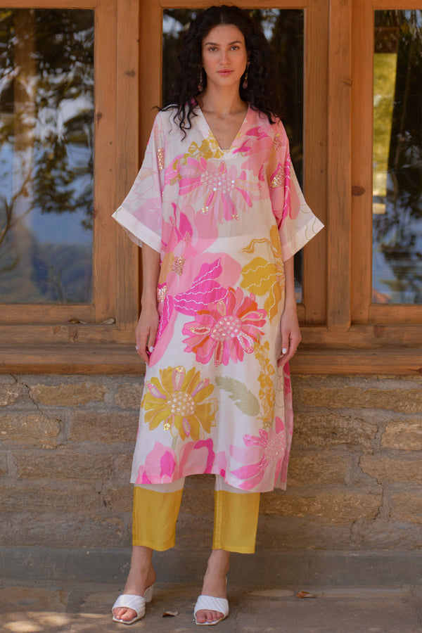 White And Pink Wildrose Tunic Set