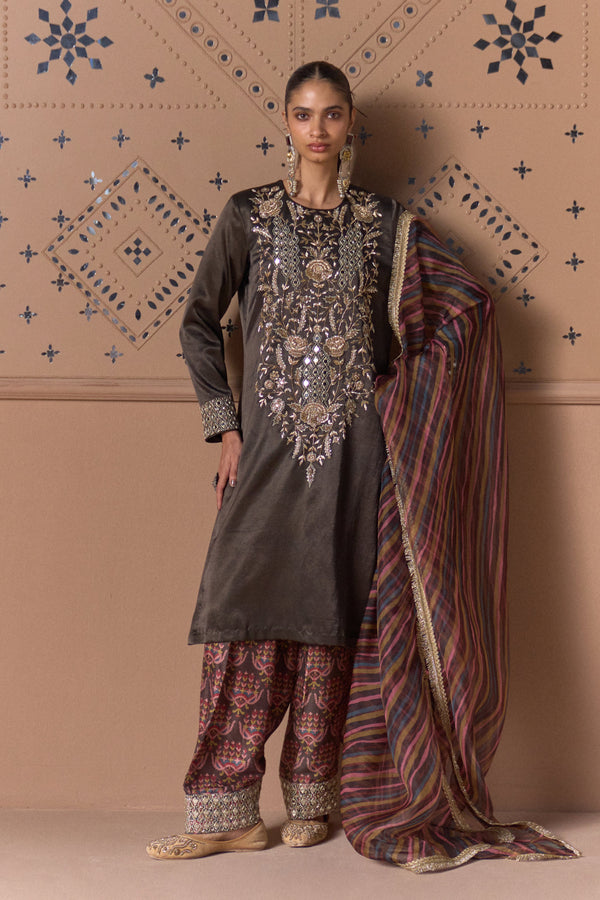 Siyah Mehr Suit Set