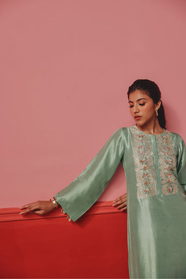 Azra Kurta Set
