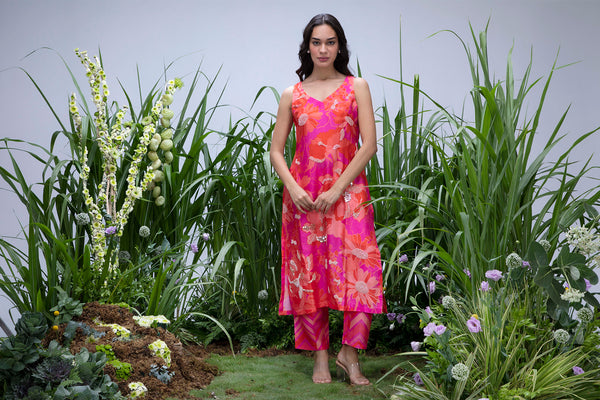 Pink Wildflower Sleeveless Kurta Set