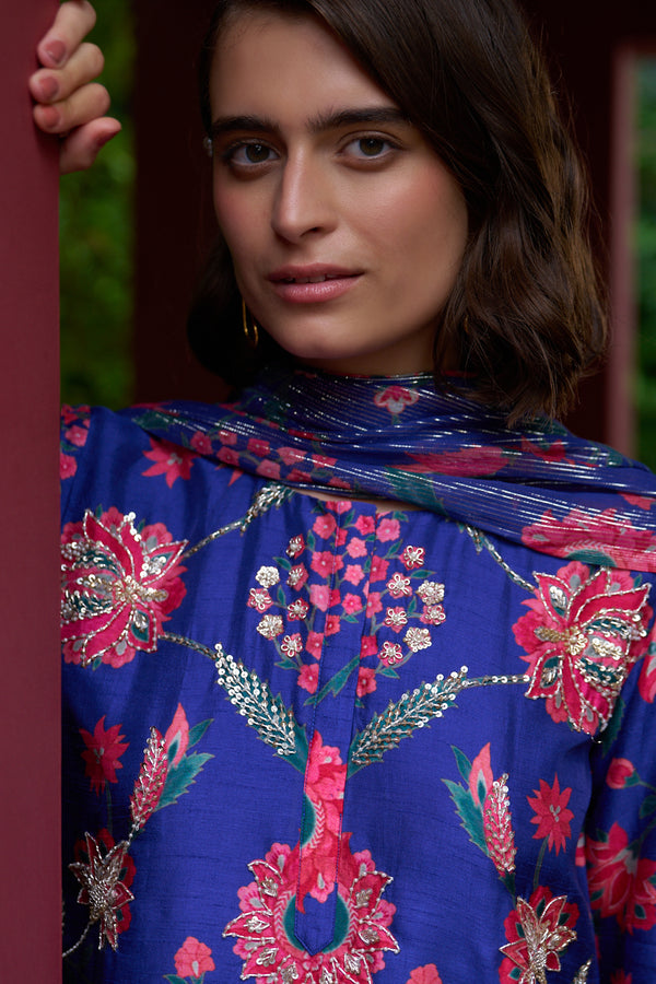 Azalea Highlight Sharara