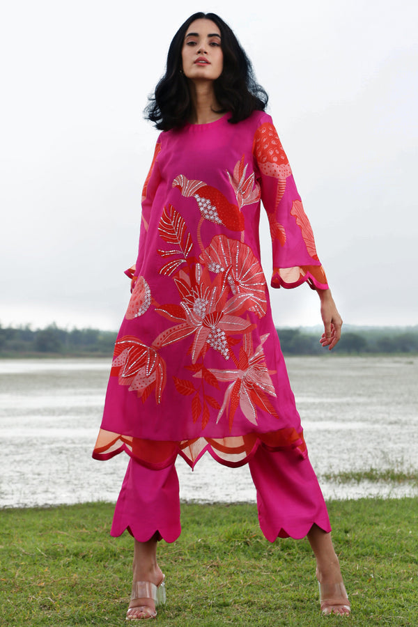 Pink Lily Scallop Set