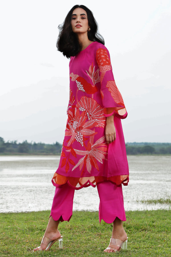 Pink Lily Scallop Set